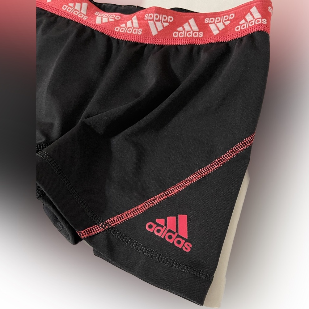 💥 SALE 💥 ADIDAS Size Medium Black & Pink/Coral Color Shorts Excellent Condition - Picture 7 of 9